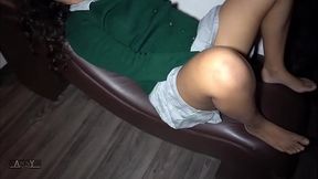 linda colegiala recibe semen de su profesor despu&eacute_s de clases