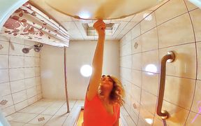 Emily Pissing Farting