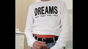 Io grande uomo d'_affari in bagno ,mentre annuso e sniffo i miei introiti.Affari milionari