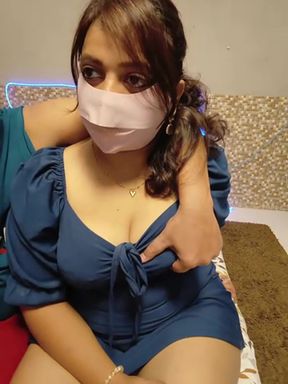 Desi MILF enjoys homemade couple sex