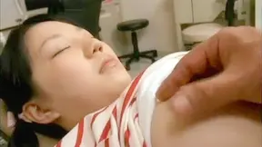 Teen Virgin pussy creamed by Dentist under