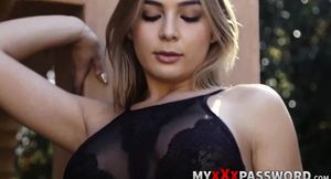 Blonde teen actions her deepthroating fellatio skills