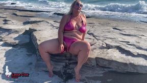 Bikini Nympho Masturbates on the Beach - Risky Squirting Orgasms