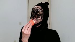 Popsicle - First you lick after you eat – Wanna gimme your cock