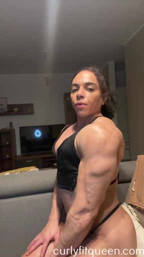 Built for facesitting &amp; backshots