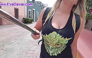 street walking ! and pee eva davai