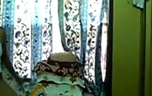 Desi girl masturbation on phone