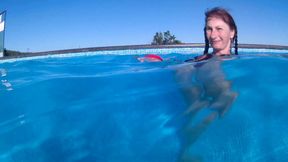 in the Pool of the Khvalynsk thermal baths