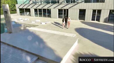 ROCCO SIFFREDI - Lazy Hotties Apologuze With Their Pussies By Spitroasting Annoyed Boss