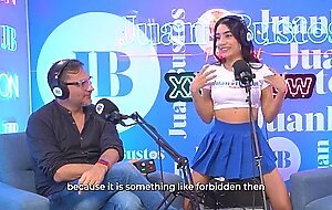 Little kinky colombian mayraoficial cums on the sybian machine - juan bustos podcast