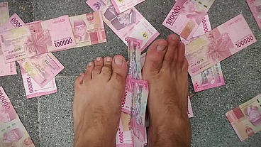FINDÉMON EPISODE 1: YOU FOUND ME, NOW YOU'RE FUCKED - MANLYFOOT FINDOM SERIES