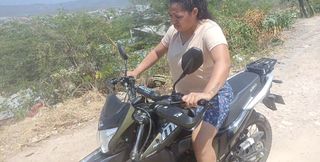 My Neighbor Fails to Ride the Motorcycle but She Doesn't Fail to Take My Cock Out of Her Pants!