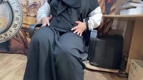 Watching Porn and Masturbating Arab MILF