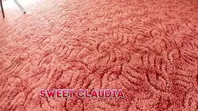 Getting Her Ass Stuffed! Horny MILF Enjoys the Cum in Her Hole!