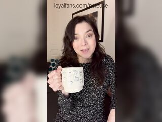 LENGTHY LOUD CUTIE FARTS TUMMY OVERSTIMULATED BY COFFEE