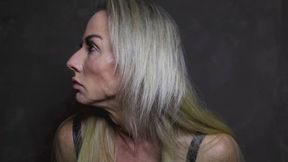 Muscle Giantess Gianna – The Devouring Gaze