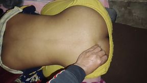 Pakistani Beautiful Bhabi Clean Fridge in Winter