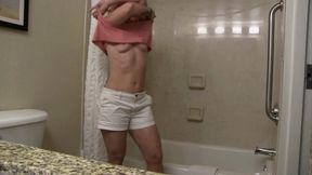 Simple Shower In Orlando w Fayth - Mp4