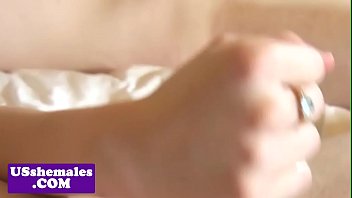 Young shemales assfucking nicely in threeway