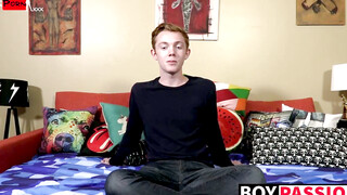 Tiny twink talking before pleasing his butt hole and jerking