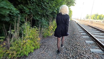 TEEN TRANS OLIVIA TRAIN RAILWAYS FLASH ROUND ASS AND DICK