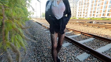 TEEN TRANS OLIVIA TRAIN RAILWAYS FLASH ROUND ASS AND DICK