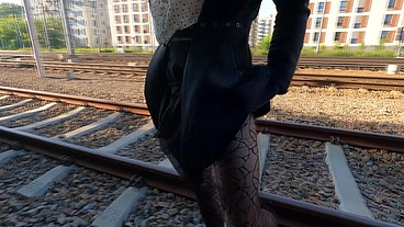 TEEN TRANS OLIVIA TRAIN RAILWAYS FLASH ROUND ASS AND DICK