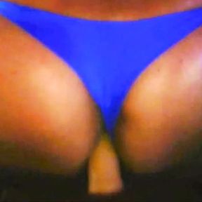 KellyCD666 I love this Blue Thong! Make my Butt more Bigger!