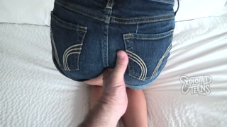 Brand New 5 Foot 95lb Teen Makes Her First Porn