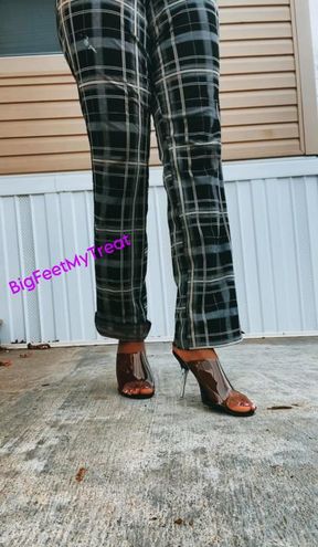 Giantess in heels