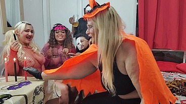 ESPECIAL DE HALLOWEEN SEXY ASSUSTADOR sejam bem vindos ao inferno orgia surubas um gang bang melhor festa do Brasil só vem