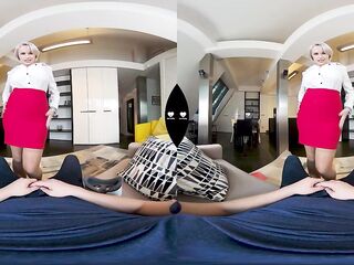 Virtual Reality Stepmom