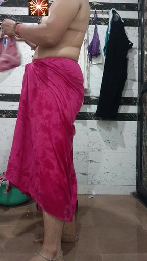 Priya Bhabi Sexy Bath Show