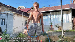 Đoạn phim tự quay cảnh những thiếu niên đồng tính nam xăm trổ nghiệp dư bị hiếp dâm qua đường hậu môn.