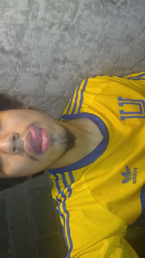 An Amazing Cock That Pricks Me on the Tip Very Rich as It Gets Big