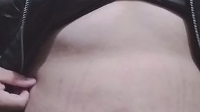 Check out how I pull out my belly button with this thing