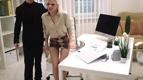 ”HR co-worker from Europe Zazie Skymm pissed herself at work & loved it”