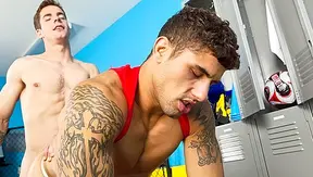 Steamy Shower Session: Jimmy Clays Hot Post-Match Encounter with Hudson – GayPornXXX 18+