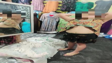 New Hiddenlust viral Girl mall dress Changing in openly dare