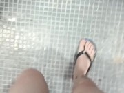 Camino a las duchas del gimnasio, ¿Me acompañas?