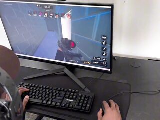 Sucking my step-bro Jock Whilst This chap Plays Videogames