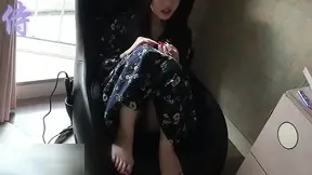 Horny Asian sluts #179