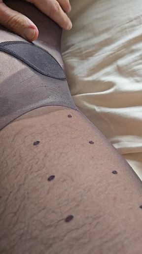 Polkadot Pantyhose Pads