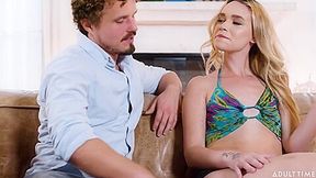 Khloe Kingsley - Up Close With Khloe