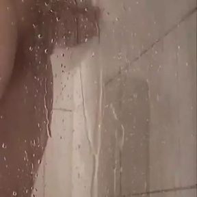 Jerking off in the Shower 1