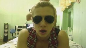 Girlfriend wears sunglasses when I fuck her in doggy style