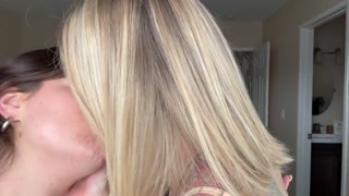 Sensual lesbian makeout long version