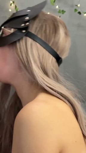 Fucking in Private Show: I Taste His Cum In Front Of Strangers   Clip 1