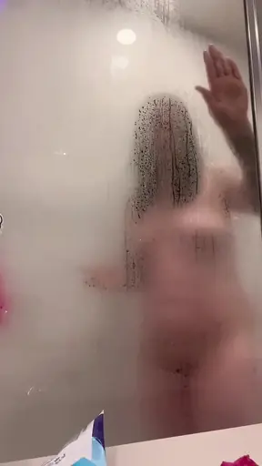 Shower, Fingering, Dildo and Squirt