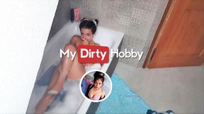 LinaWinter Is Playing With Her Pussy While Enjoying A Hot Steamy Bubbly Bath